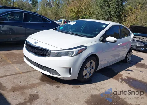 2017 Kia Forte Lx z USA, uszkodzony, nr VIN 3KPFK4A73HE068173